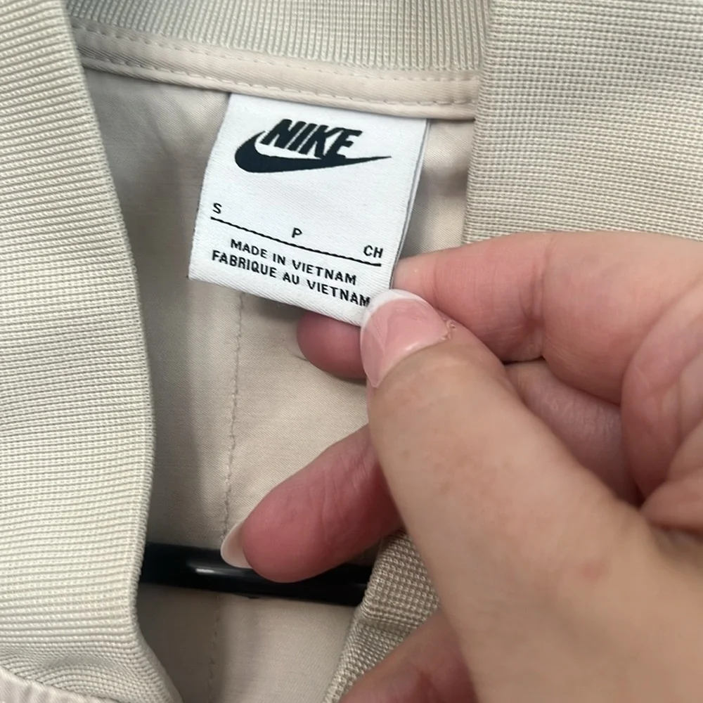 Nike Zip-Up Bomber Jacket - S - Picture 3 of 7